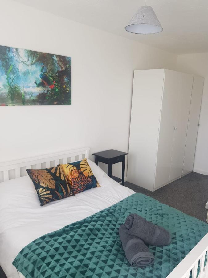 Cherry Tree, Centrally Located Town Centre * Warrington