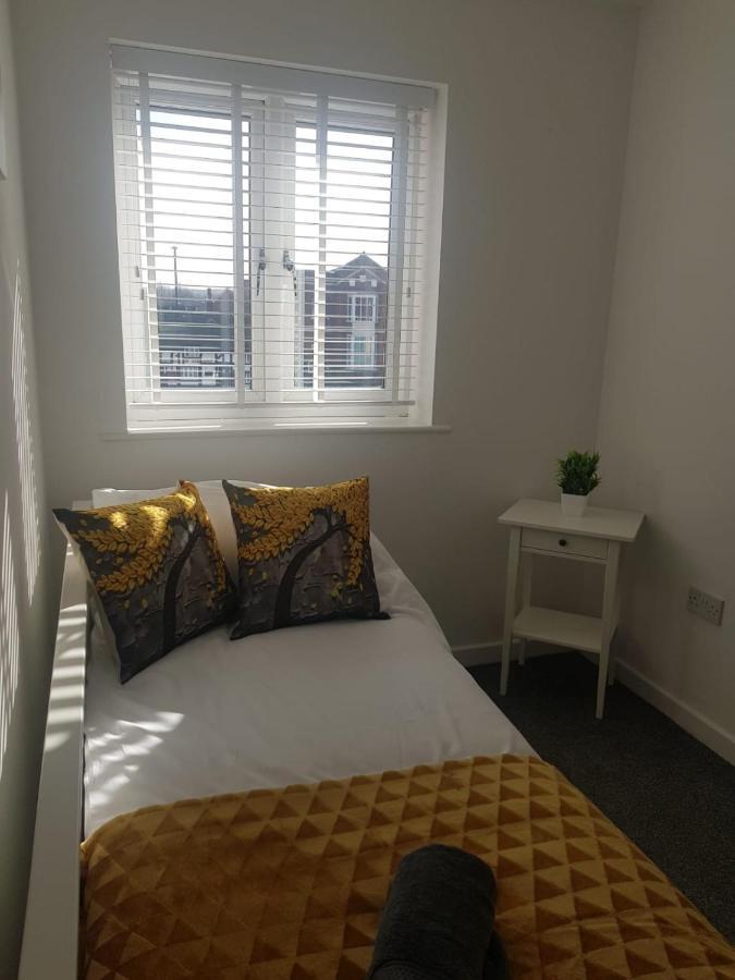 Cherry Tree, Centrally Located Town Centre Apartment *