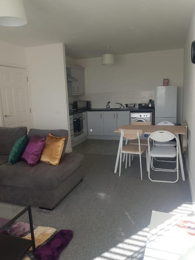 Cherry Tree, Centrally Located Town Centre Apartment